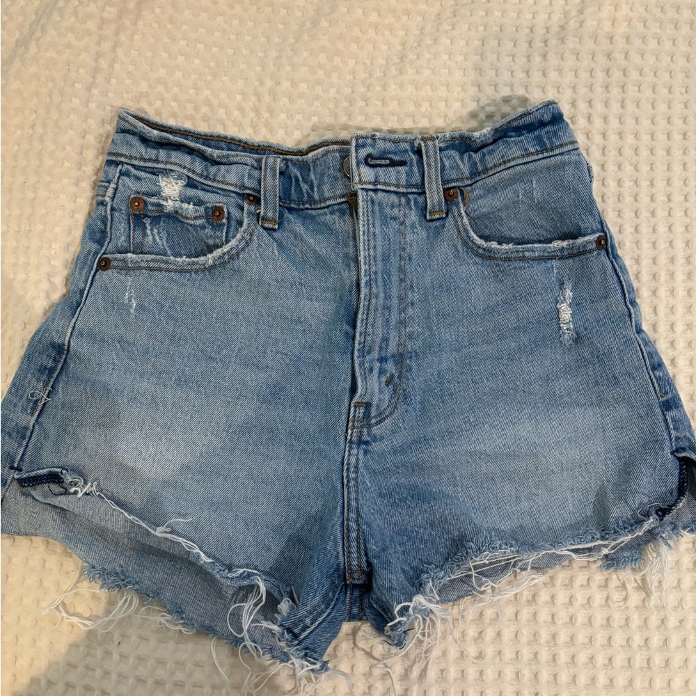 Abercrombie & Fitch Mom Short Hi-Rise